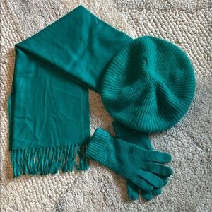 Vibrant Teal Knit Beanie, scarf and gloves